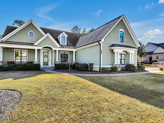 2nd image of 1112 Evangeline Drive