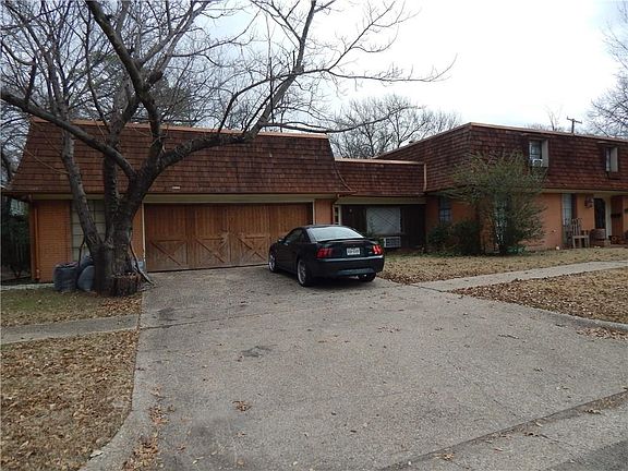 4th image of 701 N 25th St