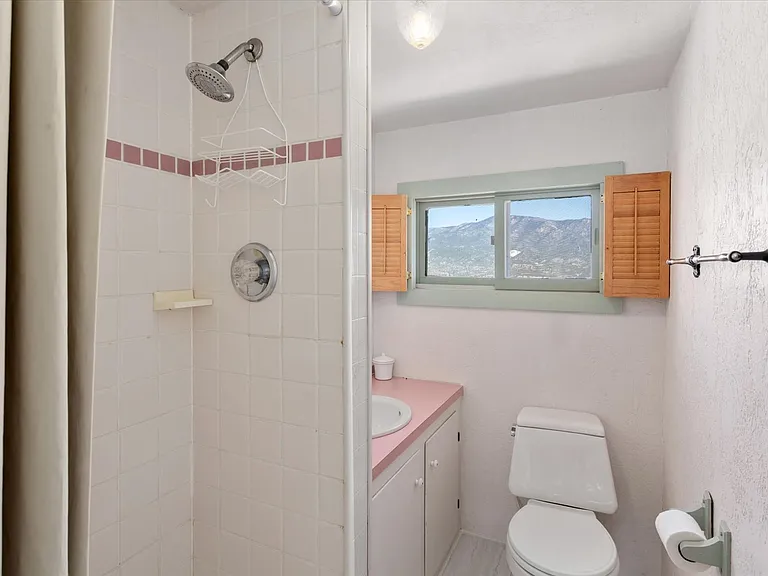 716 W Blarney Stone Rd — Photo 8