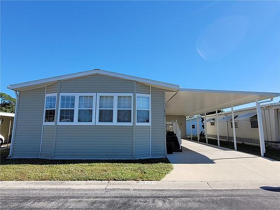 2nd image of 213 Water Oak Ln