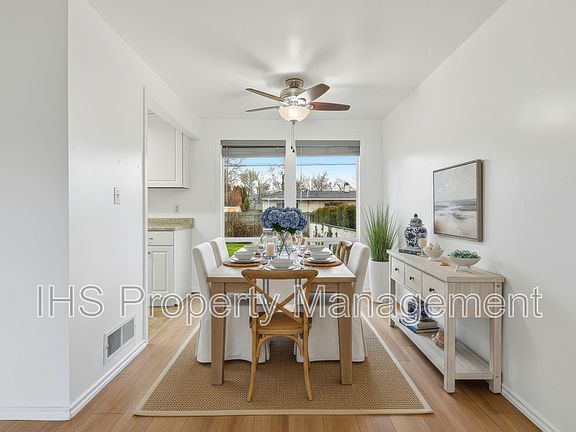 4th image of 1402 Potter Ave