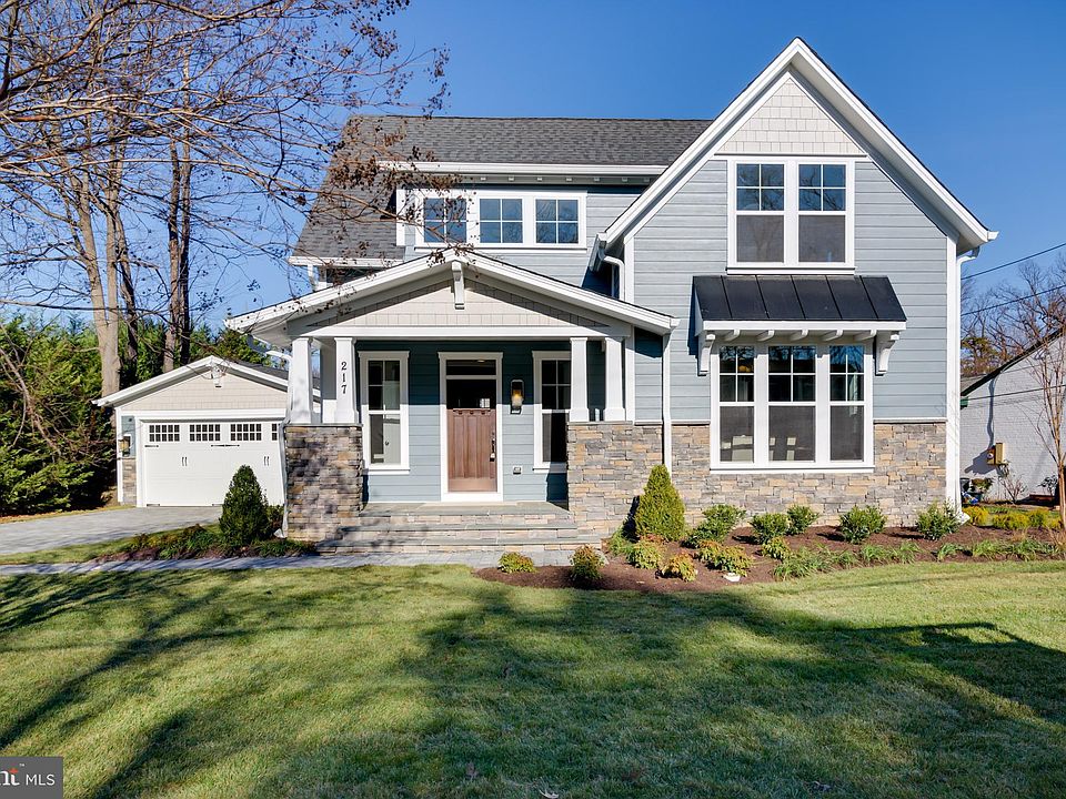 1st image of 8412 Crossley Pl