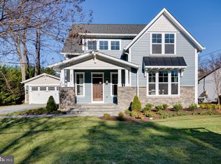 8412 Crossley Pl, Alexandria, VA 22308