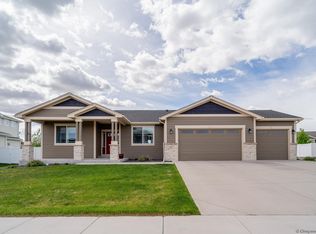 1235 Marie Ln, Cheyenne, WY 82009