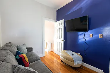 Rented by Apple Realty Group Corp