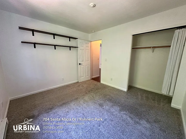 704 Santa Alicia Dr — Photo 17