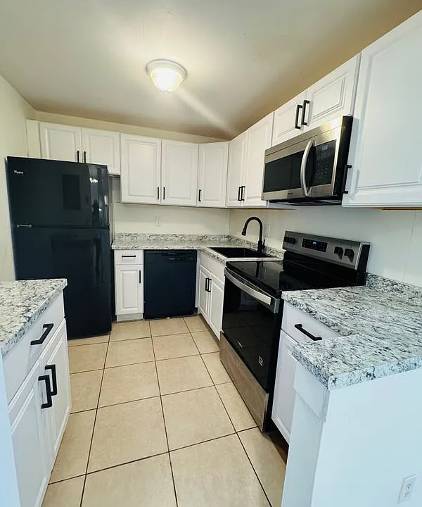 480 NW 20th St #3020