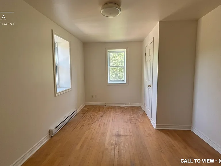 142 Brock St #6 — Photo 6
