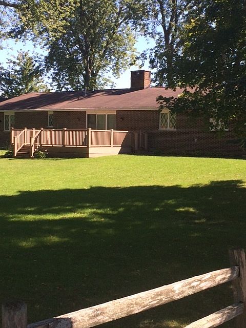 2nd image of 8 Gooseberry Ln