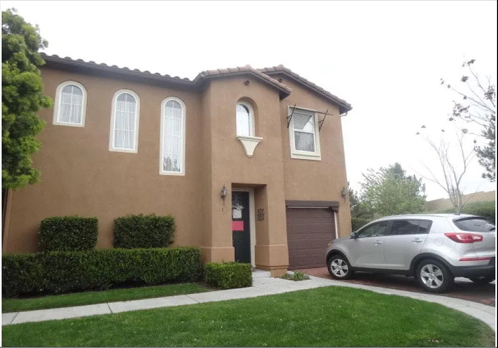 2 bed, 1100 sqft, $3,380 — Photo 4