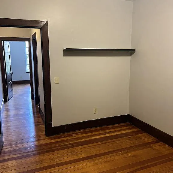 116 E Jefferson St #A — Photo 14