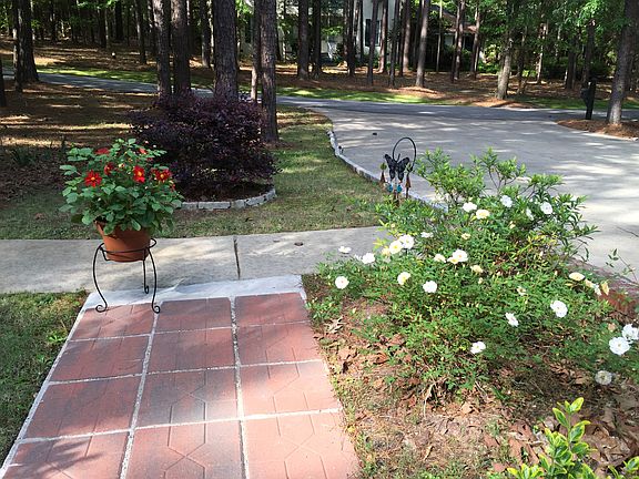 3rd image of 818 Canebrake Blvd