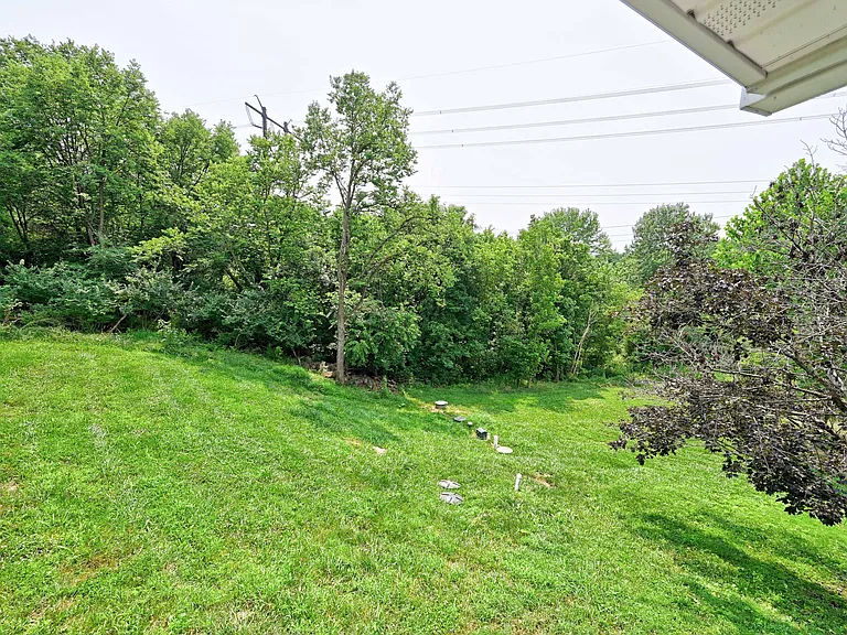 49 Oldt Dr #A — Photo 27