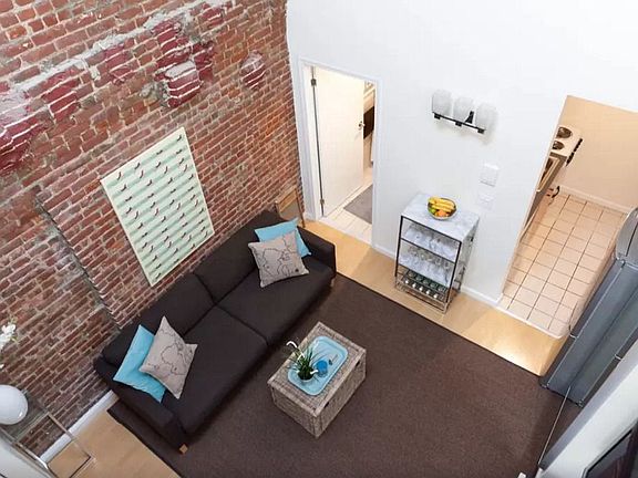 3rd image of 418 W 49th St #5D