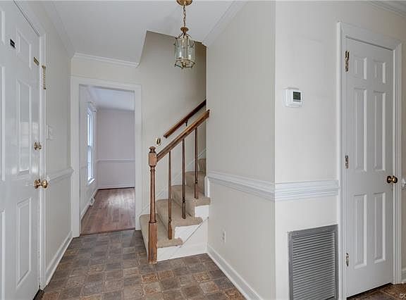 3rd image of 9232 Harmad Dr