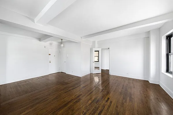 Sold by Patrick Quagliano, LREB | media 2