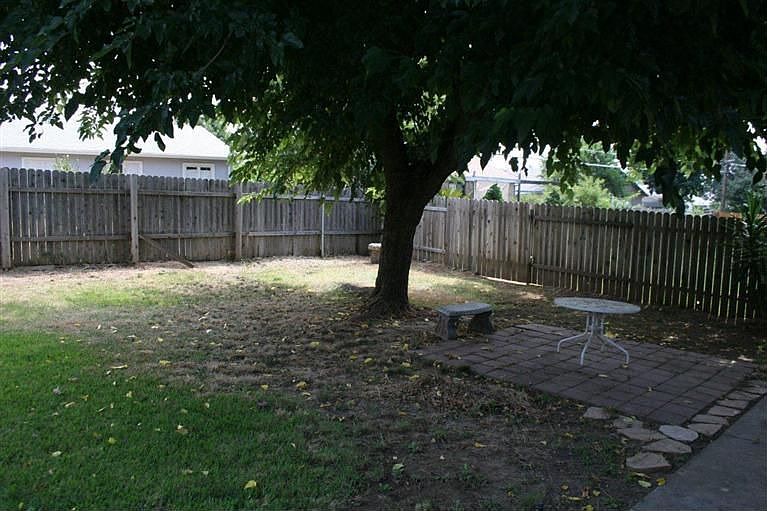 2nd image of 5518 Woodleigh Dr