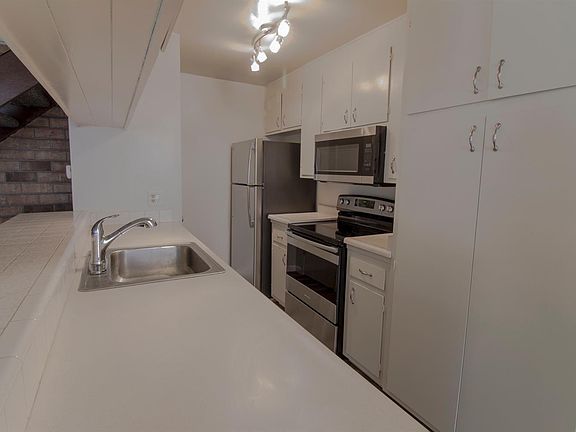 4th image of 9054 Montoya St APT 2