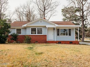 209 Cardinal Rd, Jacksonville, NC 28546