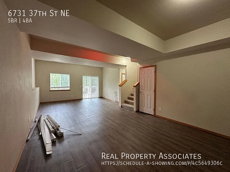 6731 37th St NE — Photo 24