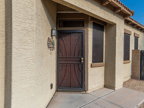 4th image of 3422 E University Dr Unit 1