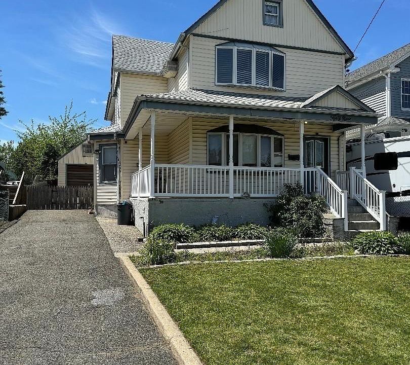 1st image of 49 Pacific Avenue