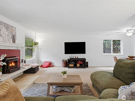 5th image of 3188 SE Calaveras