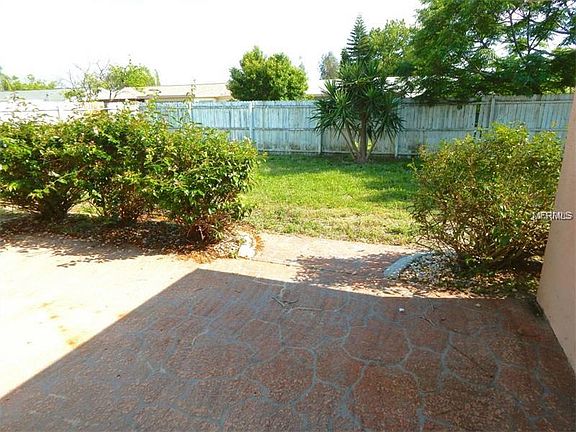 3rd image of 3054 Primrose Dr