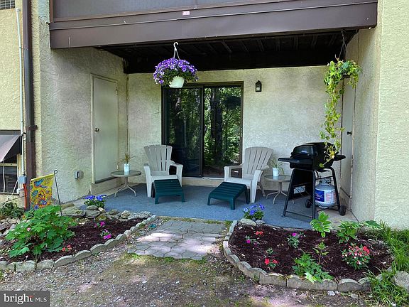 3rd image of 317 Shawmont Ave APT C