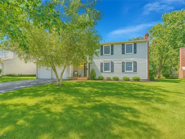 745 Brookledge Dr, Medina, OH 44256