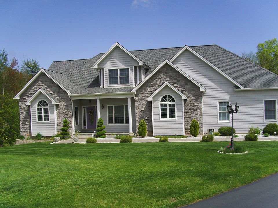1st image of 14 Autumn Cir