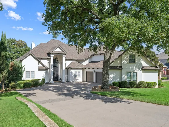 1825 Spinnaker Ln, Azle, TX 76020