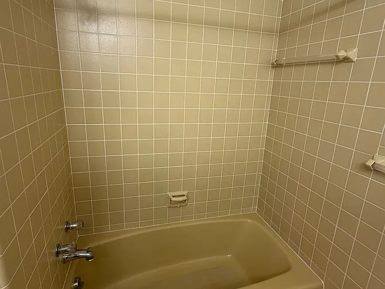 6811 Oakdale Rd — Photo 26