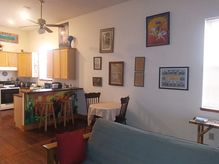 2118 Camp St #2118 — Photo 7