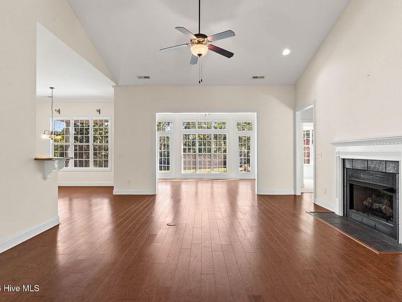 5th image of 3812 Ridge Crest Drive