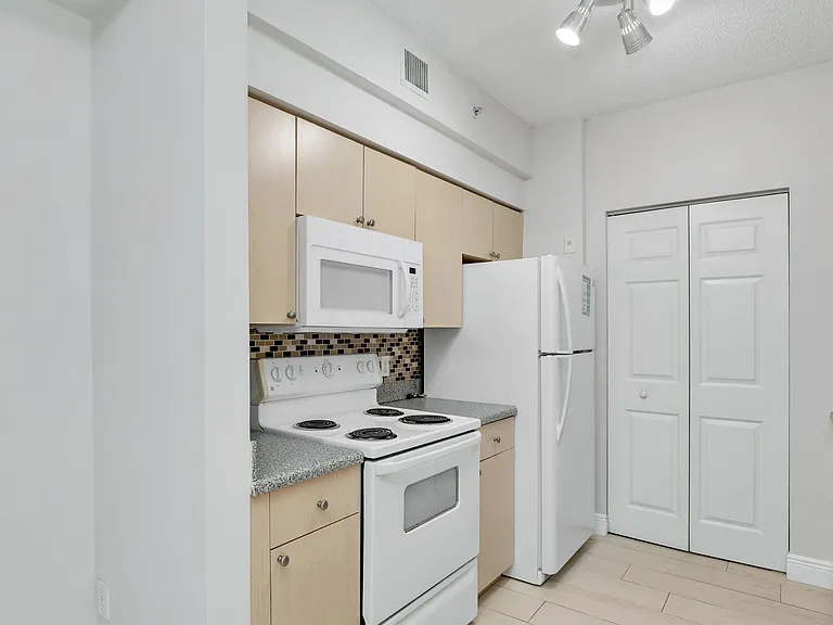 1235 Reserve Way #107 — Photo 28