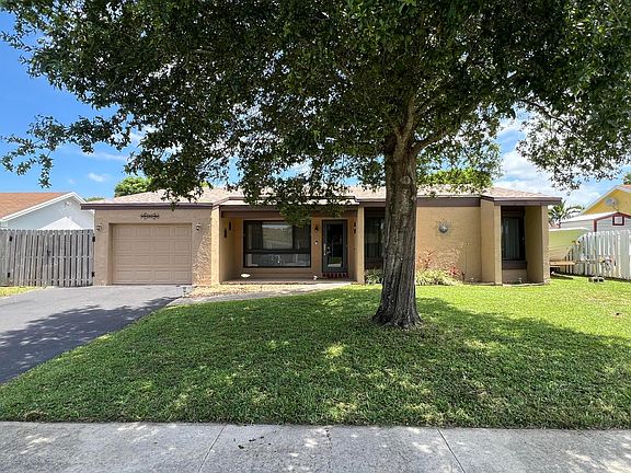 3rd image of 8511 NW 8th Street