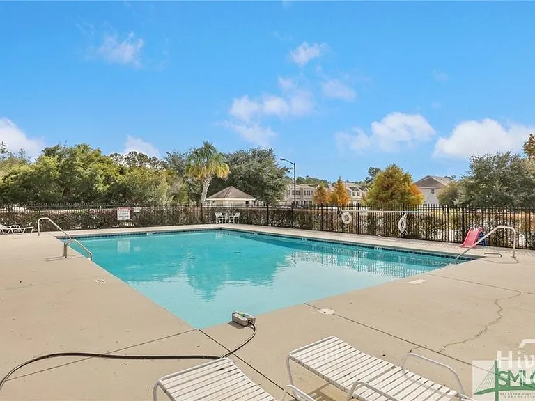 500 Governor Treutlen Cir — Photo 23