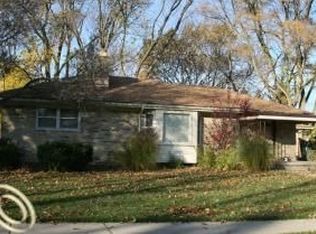 28117 Glasgow St, Southfield, MI 48076