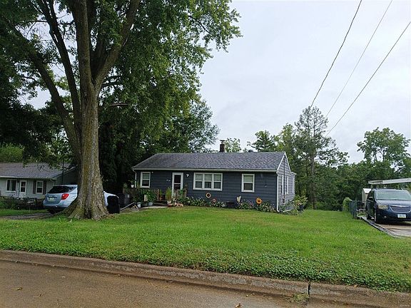2nd image of 1010 Mason Ave