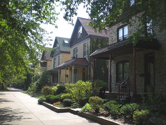 2nd image of 2218 Milwaukee Ave #2