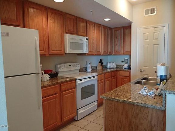 2nd image of 2228 Beach Dr