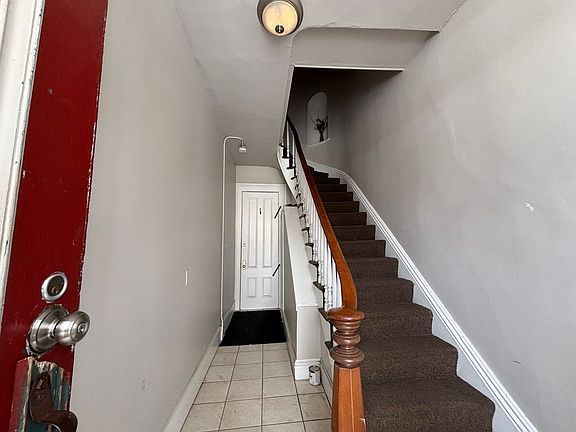 3rd image of 165 Park Ave APT 1