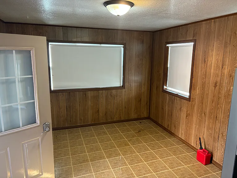 14206 Grabill Rd — Photo 30