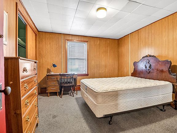 5th image of 1023 Philadelphia St