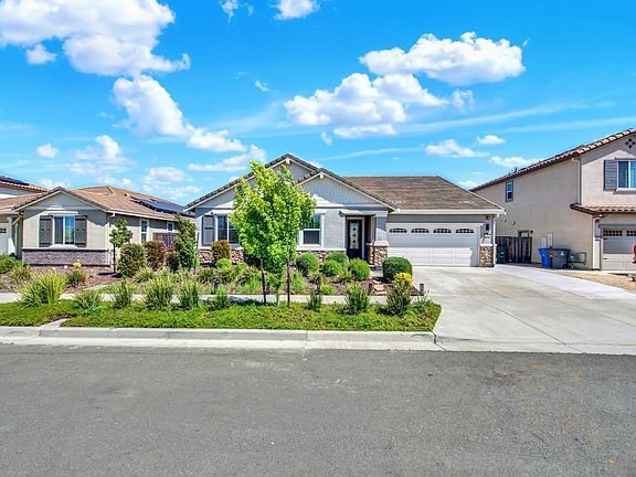 3rd image of 707 Blake Road