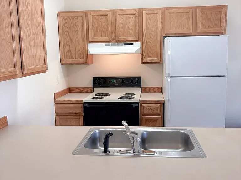 1444 Evergreen Dr — Photo 8