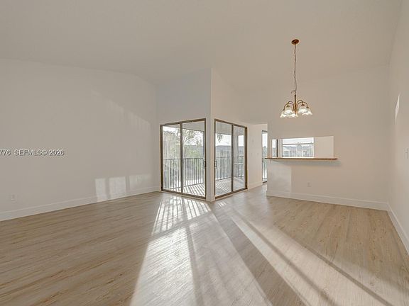 5th image of 950 Constitution Dr #950H