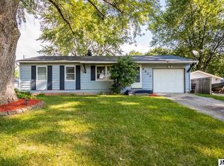 5622 Larch Dr, Jackson, MI 49201