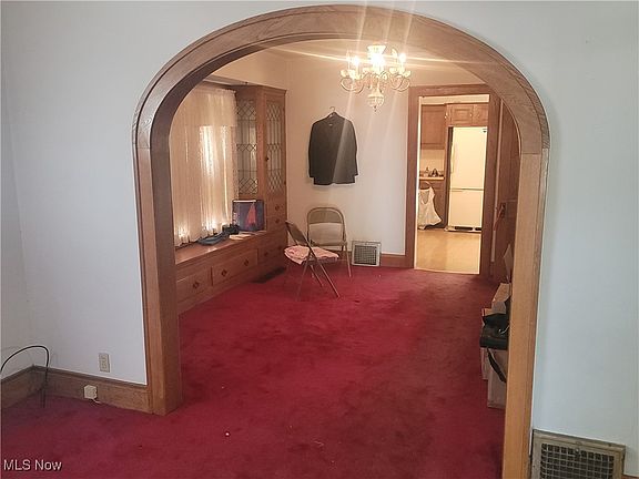 5th image of 3911 Cypress Ave